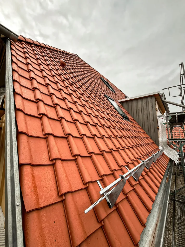 Dachziegel an Haus